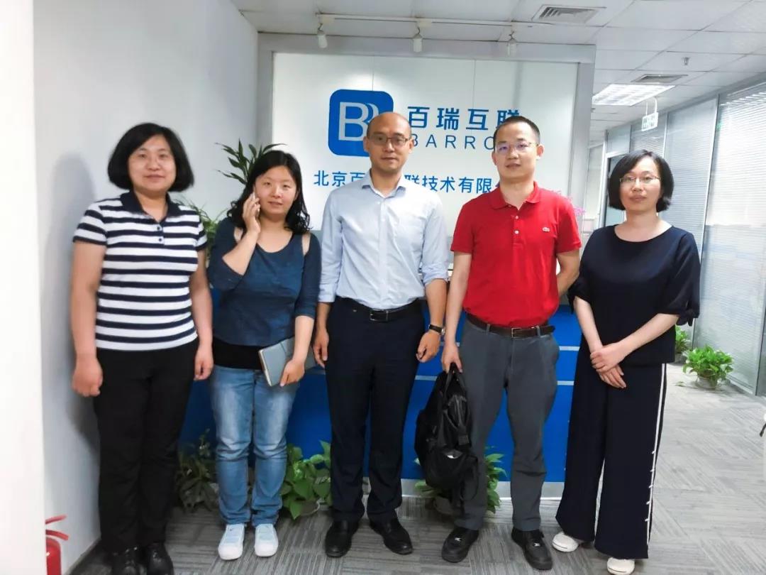 15639352752444286STu.jpg 44.jpg